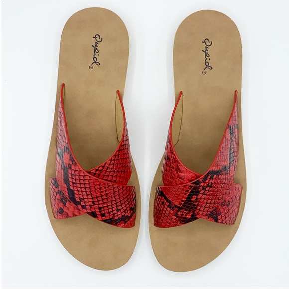 Red Snakeskin Print Sandals Flat Slide Criss Cross Slip On - Picture 4 of 8